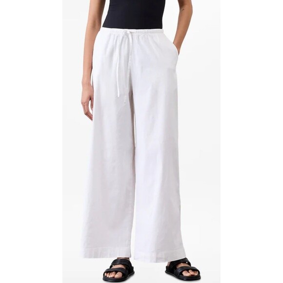 Athleta Paradise Mid Rise Wide Leg Pant For Women,  Size M, Petite White - Picture 1 of 11